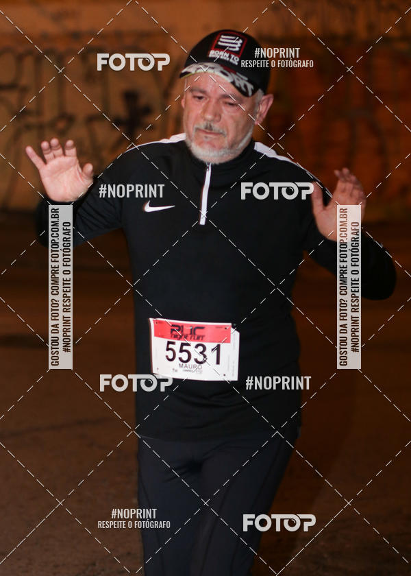 Buy your photos of the eventPUC NIGHT RUN on Fotop