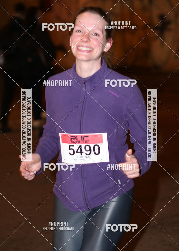 Buy your photos of the eventPUC NIGHT RUN on Fotop