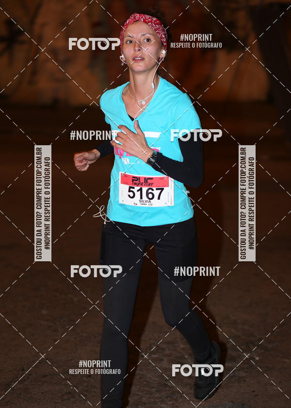 Buy your photos of the eventPUC NIGHT RUN on Fotop