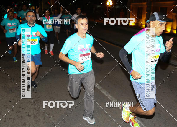 Buy your photos of the eventPUC NIGHT RUN on Fotop
