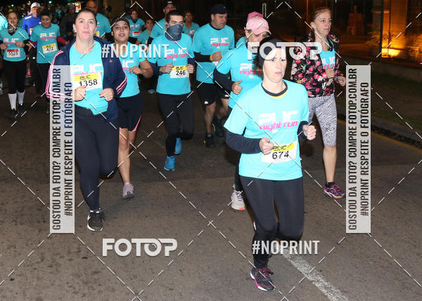 Buy your photos of the eventPUC NIGHT RUN on Fotop