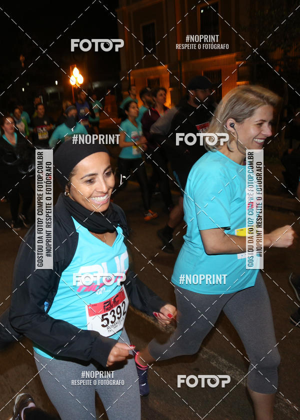 Buy your photos of the eventPUC NIGHT RUN on Fotop
