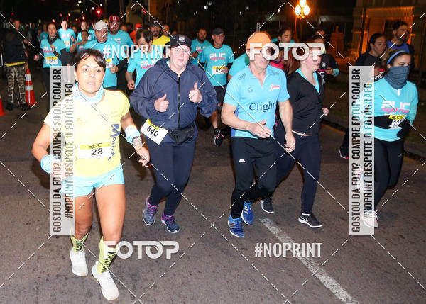 Buy your photos of the eventPUC NIGHT RUN on Fotop
