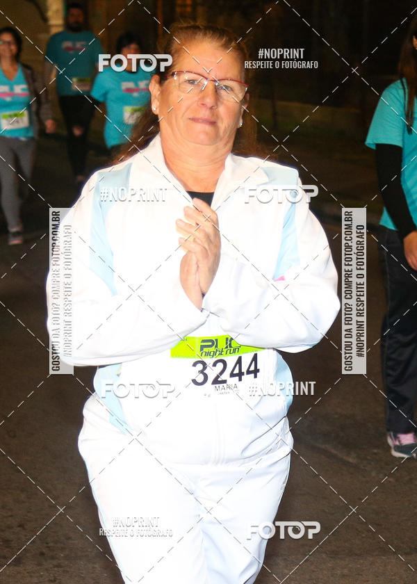 Buy your photos of the eventPUC NIGHT RUN on Fotop