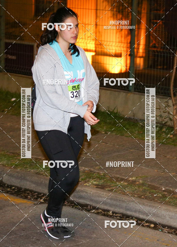Buy your photos of the eventPUC NIGHT RUN on Fotop