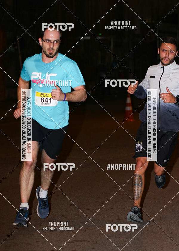 Buy your photos of the eventPUC NIGHT RUN on Fotop