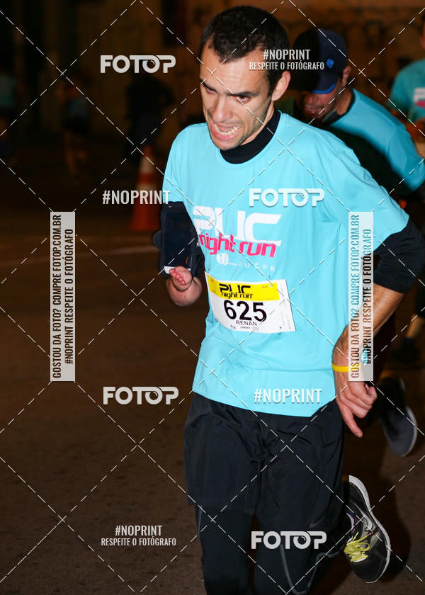 Buy your photos of the eventPUC NIGHT RUN on Fotop