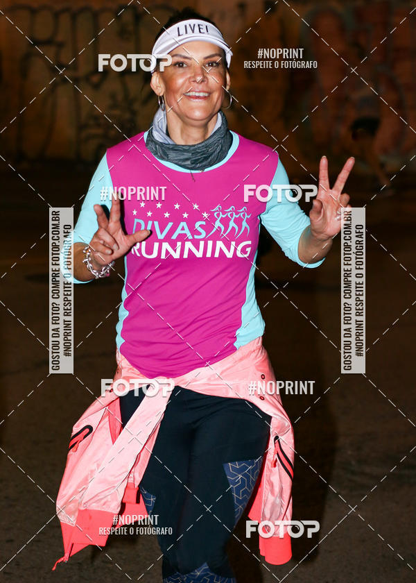 Buy your photos of the eventPUC NIGHT RUN on Fotop