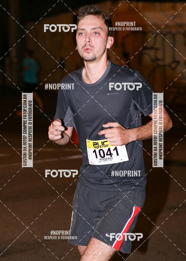 Buy your photos of the eventPUC NIGHT RUN on Fotop
