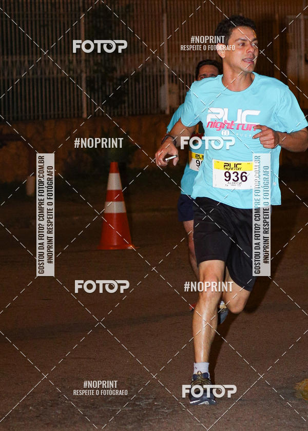 Buy your photos of the eventPUC NIGHT RUN on Fotop