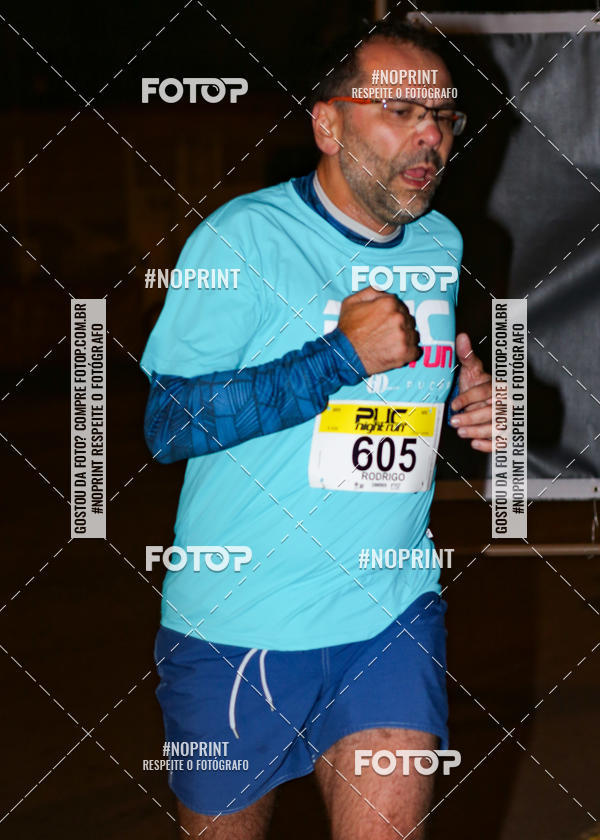 Buy your photos of the eventPUC NIGHT RUN on Fotop