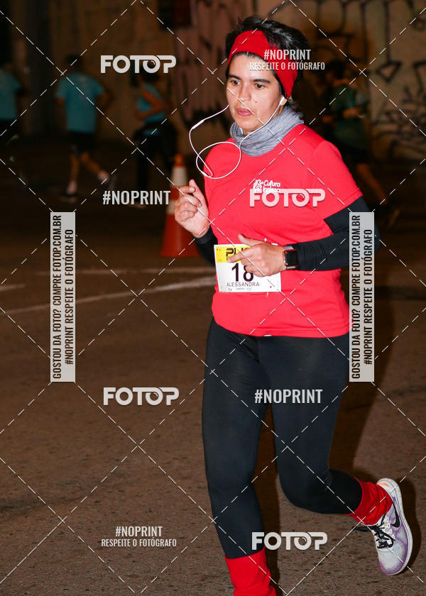 Buy your photos of the eventPUC NIGHT RUN on Fotop