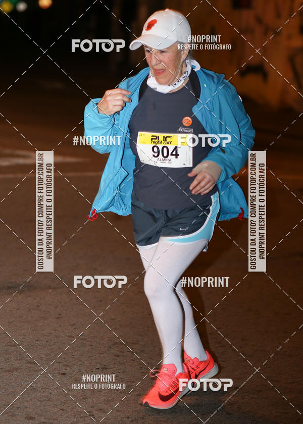 Buy your photos of the eventPUC NIGHT RUN on Fotop