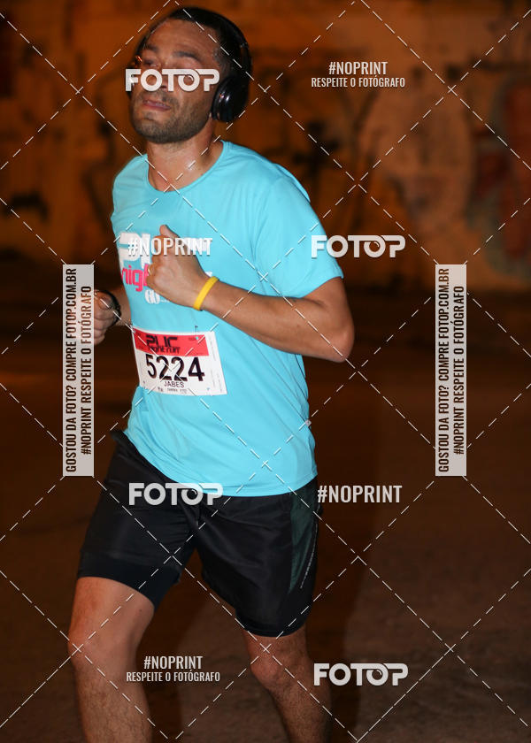 Buy your photos of the eventPUC NIGHT RUN on Fotop