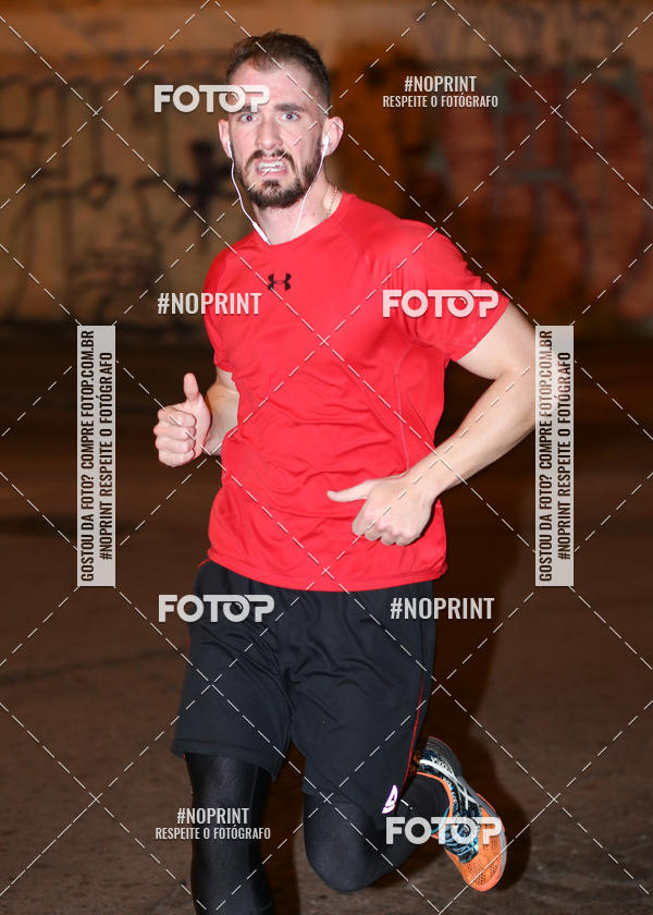 Buy your photos of the eventPUC NIGHT RUN on Fotop