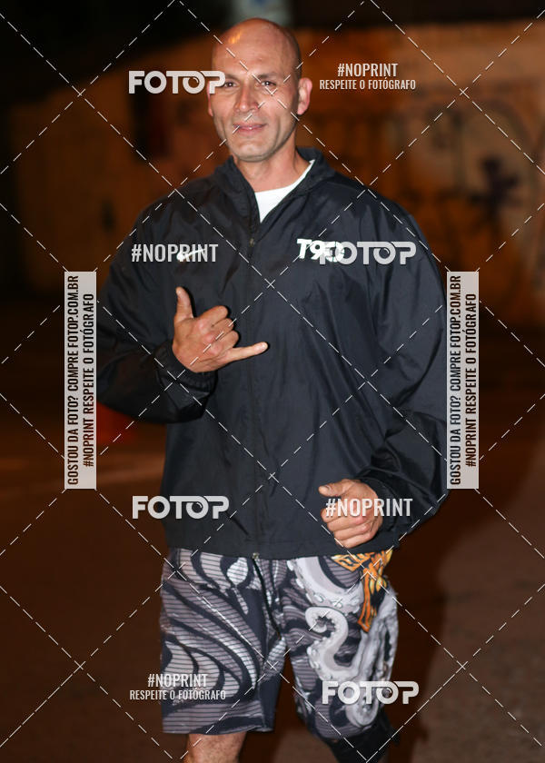 Buy your photos of the eventPUC NIGHT RUN on Fotop