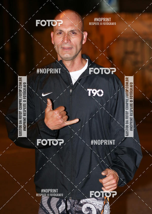 Buy your photos of the eventPUC NIGHT RUN on Fotop