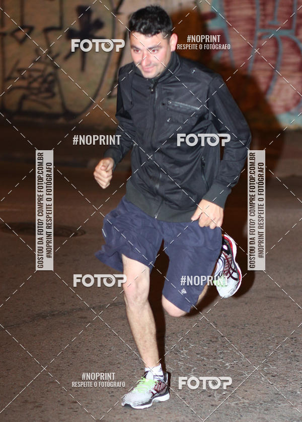 Buy your photos of the eventPUC NIGHT RUN on Fotop