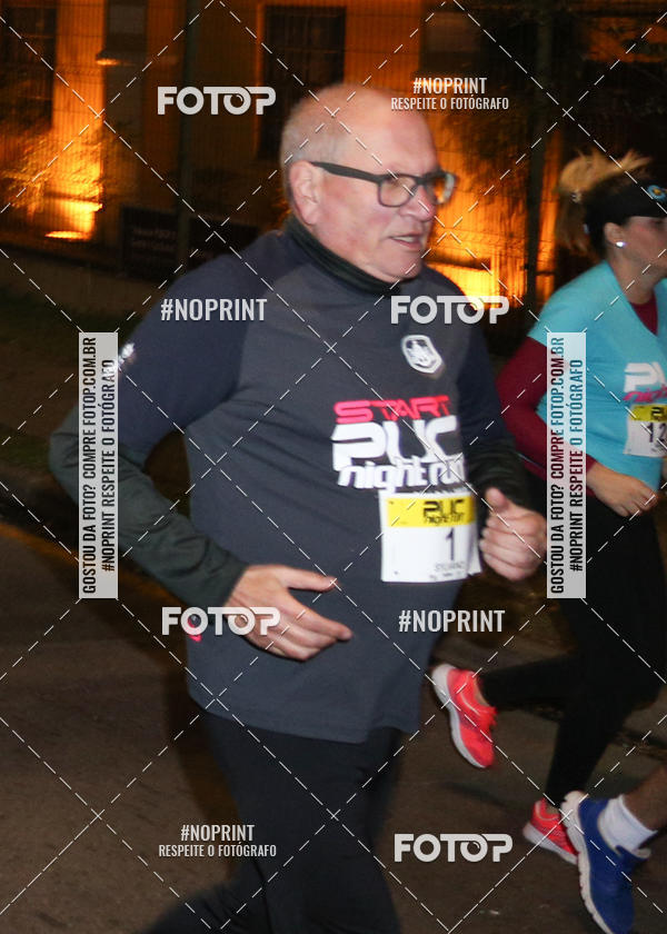 Buy your photos of the eventPUC NIGHT RUN on Fotop