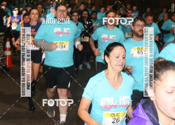 Buy your photos of the eventPUC NIGHT RUN on Fotop