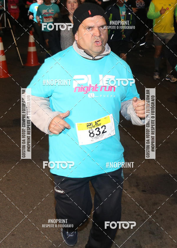 Buy your photos of the eventPUC NIGHT RUN on Fotop