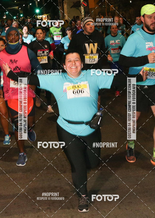 Buy your photos of the eventPUC NIGHT RUN on Fotop