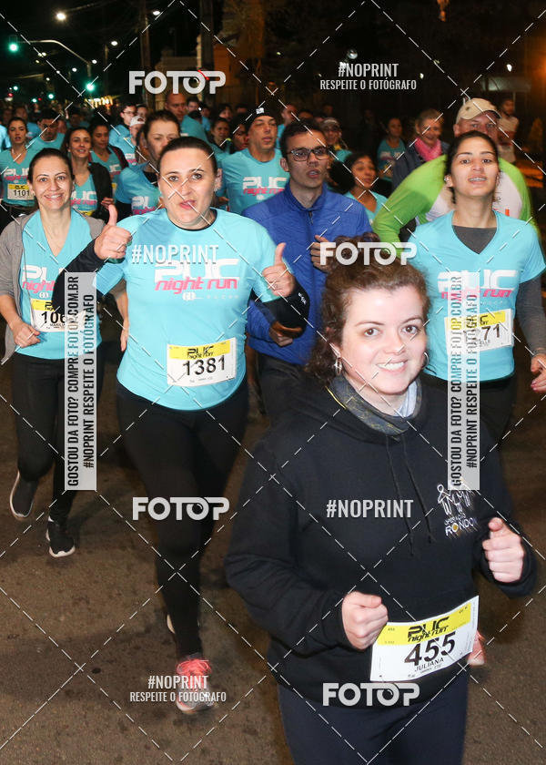 Buy your photos of the eventPUC NIGHT RUN on Fotop