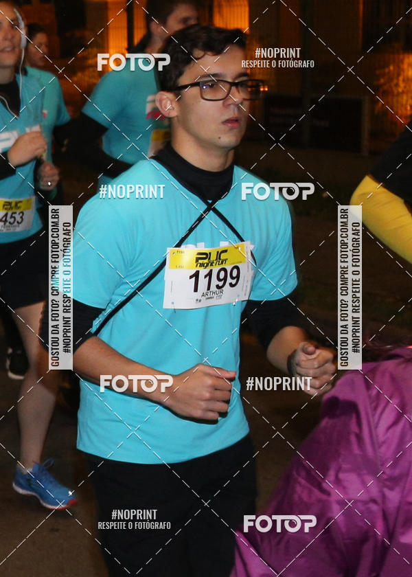 Buy your photos of the eventPUC NIGHT RUN on Fotop