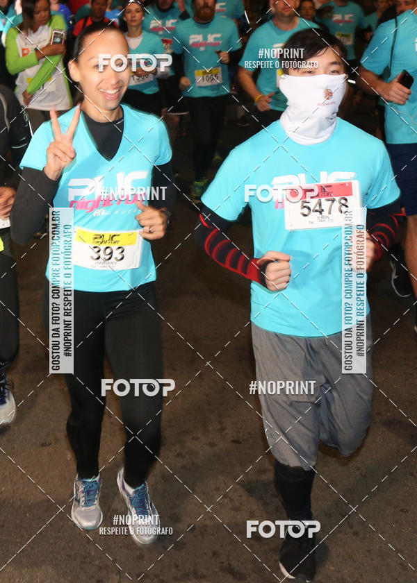 Buy your photos of the eventPUC NIGHT RUN on Fotop