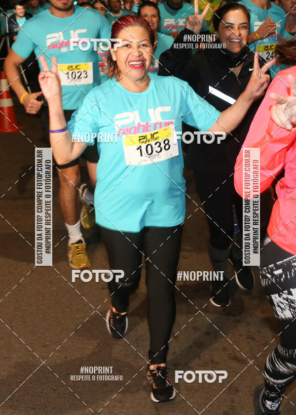 Buy your photos of the eventPUC NIGHT RUN on Fotop