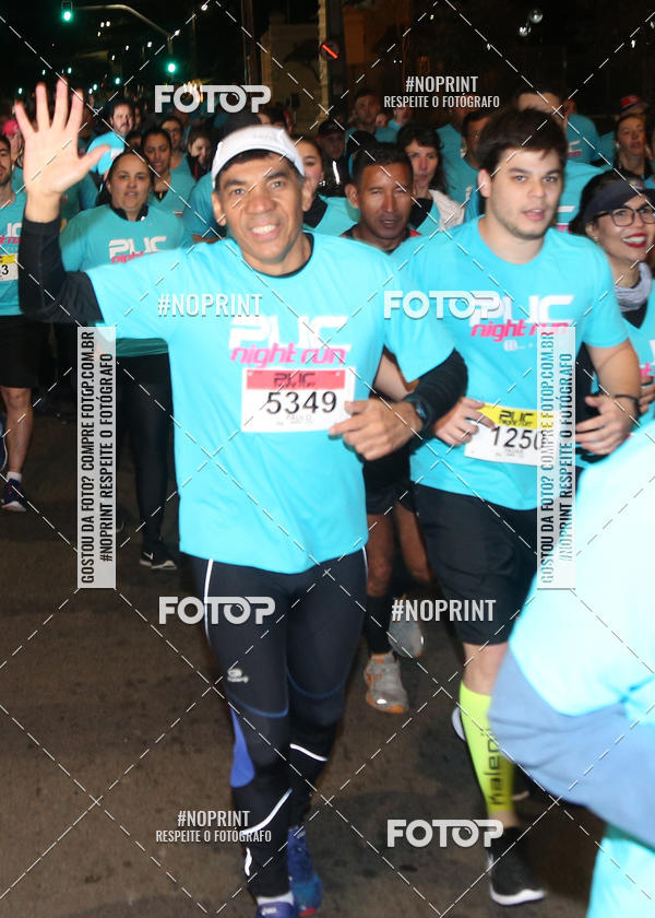 Buy your photos of the eventPUC NIGHT RUN on Fotop