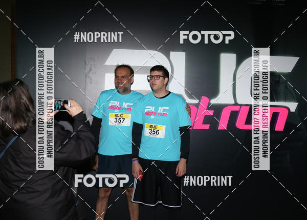 Buy your photos of the eventPUC NIGHT RUN on Fotop