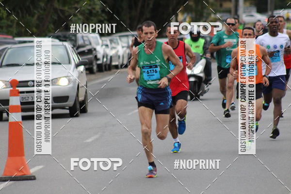 Achetez vos photos de l'vnementCORRE JACARE TROFU CELEBRIDADE sur Fotop