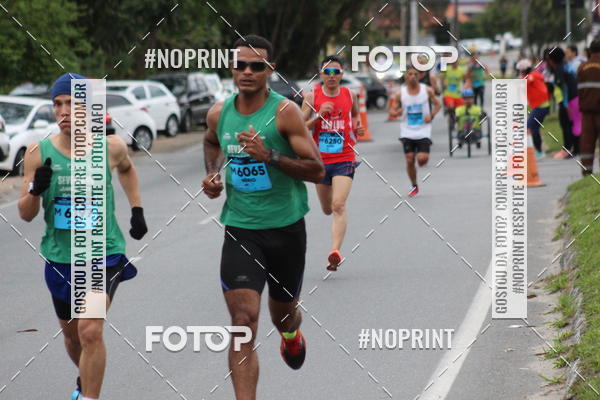 Achetez vos photos de l'vnementCORRE JACARE TROFU CELEBRIDADE sur Fotop