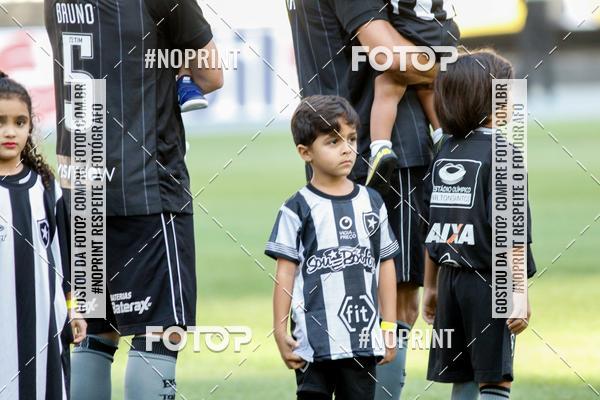 Buy your photos of the eventBotafogo x Athtico-PR  Nilton Santos- 11/08/2019 on Fotop