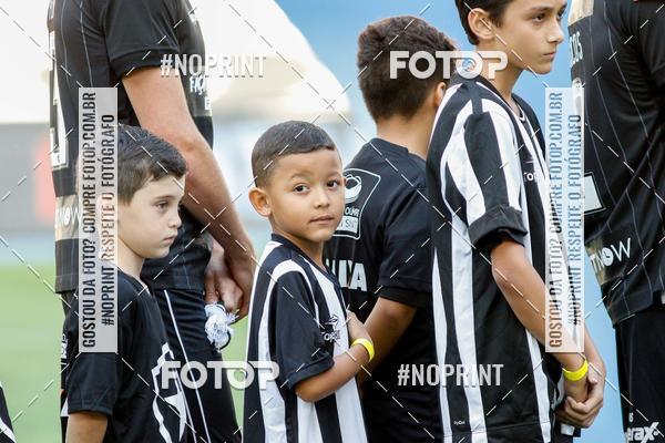 Buy your photos of the eventBotafogo x Athtico-PR  Nilton Santos- 11/08/2019 on Fotop