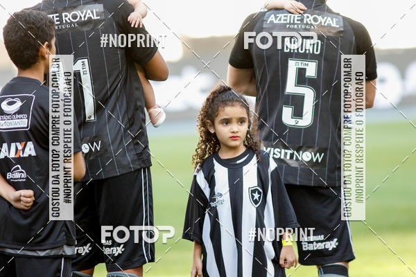 Buy your photos of the eventBotafogo x Athtico-PR  Nilton Santos- 11/08/2019 on Fotop