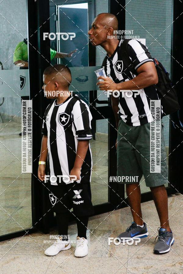 Buy your photos of the eventBotafogo x Athtico-PR  Nilton Santos- 11/08/2019 on Fotop