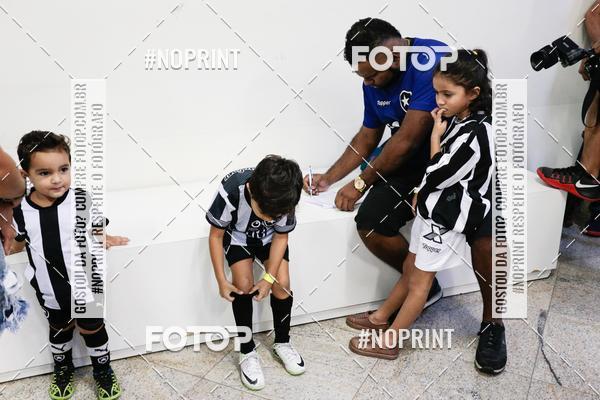 Buy your photos of the eventBotafogo x Athtico-PR  Nilton Santos- 11/08/2019 on Fotop