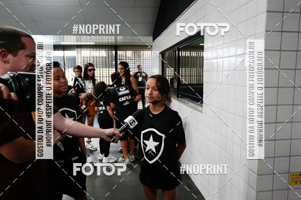 Buy your photos of the eventBotafogo x Athtico-PR  Nilton Santos- 11/08/2019 on Fotop