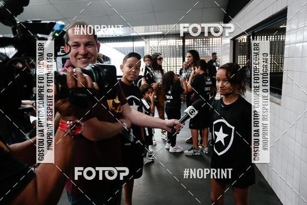 Buy your photos of the eventBotafogo x Athtico-PR  Nilton Santos- 11/08/2019 on Fotop