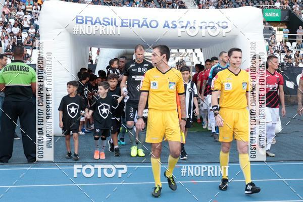 Buy your photos of the eventBotafogo x Athtico-PR  Nilton Santos- 11/08/2019 on Fotop