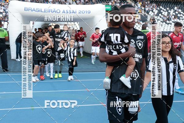 Buy your photos of the eventBotafogo x Athtico-PR  Nilton Santos- 11/08/2019 on Fotop