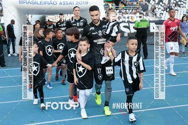 Buy your photos of the eventBotafogo x Athtico-PR  Nilton Santos- 11/08/2019 on Fotop