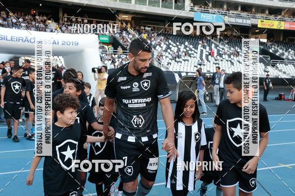 Buy your photos of the eventBotafogo x Athtico-PR  Nilton Santos- 11/08/2019 on Fotop