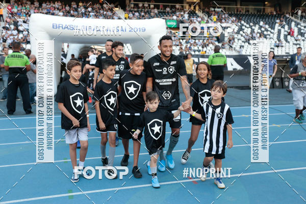 Buy your photos of the eventBotafogo x Athtico-PR  Nilton Santos- 11/08/2019 on Fotop