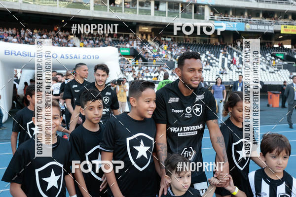 Buy your photos of the eventBotafogo x Athtico-PR  Nilton Santos- 11/08/2019 on Fotop