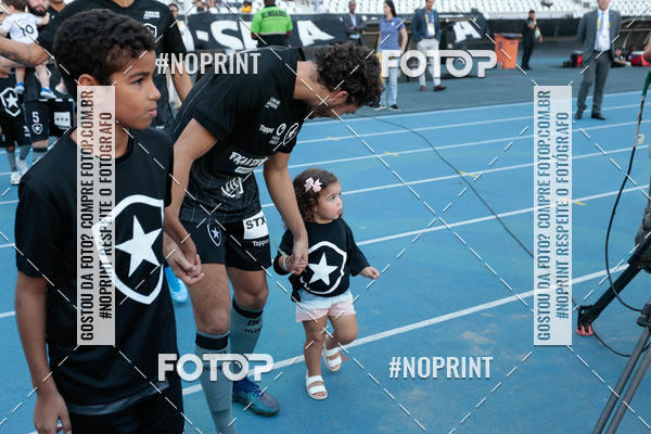 Buy your photos of the eventBotafogo x Athtico-PR  Nilton Santos- 11/08/2019 on Fotop