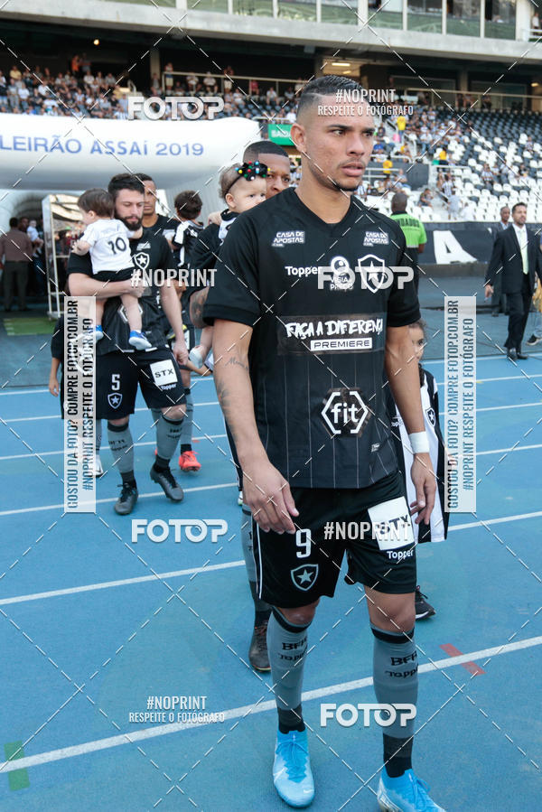 Buy your photos of the eventBotafogo x Athtico-PR  Nilton Santos- 11/08/2019 on Fotop