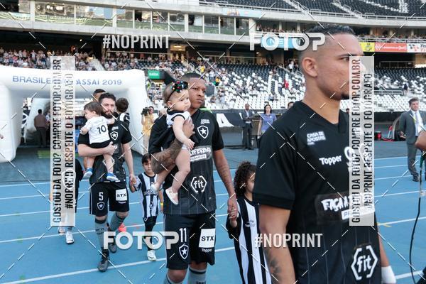 Buy your photos of the eventBotafogo x Athtico-PR  Nilton Santos- 11/08/2019 on Fotop